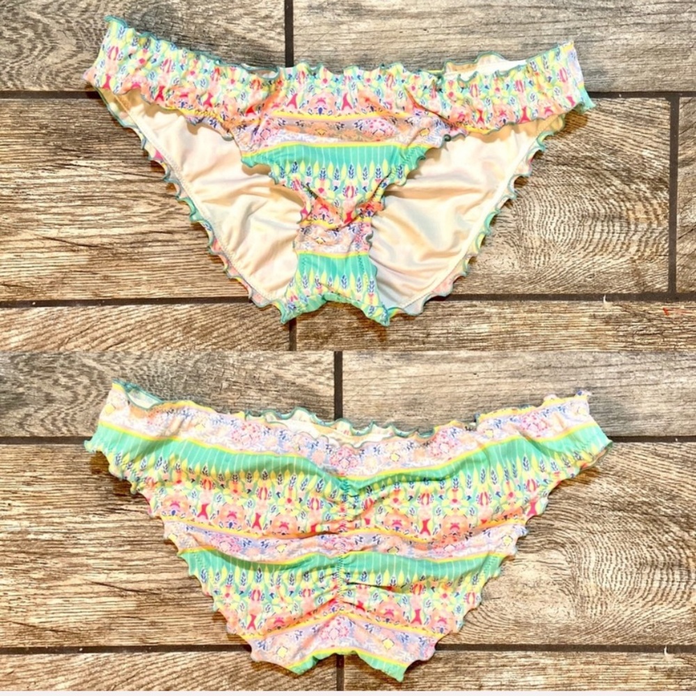 Victoria’s Secret Bikini Bottoms-White/Multi